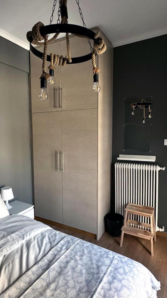 Minimal Apartment Next To The Center Atenas Exterior foto